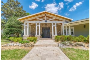 898 CYPRESS LAKEVIEW COURT, TARPON SPRINGS, FL 34688 Sold 12/09/25