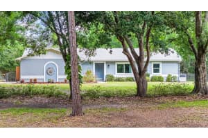 809 BUTCH CASSIDY TRAIL, WIMAUMA, FL 33598 Sold 06/02/25