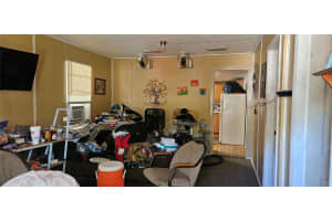 702 WHITEHURST ROAD, PLANT CITY, FL 33563 Sold 09/10/25