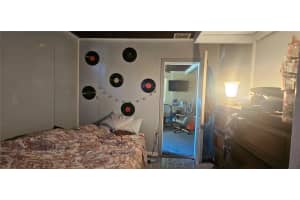 702 WHITEHURST ROAD, PLANT CITY, FL 33563 Sold 09/10/25