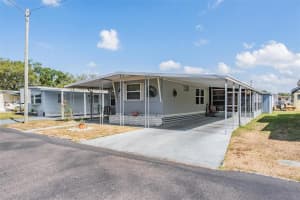 37025 Lois Ave, ZEPHYRHILLS