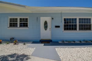 3841 WAHOO DRIVE, ST PETERSBURG, FL 33705 - MLS#MFRTB8373973