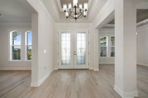 5325 San Remo Cir Wimauma, FL 33598 - Off Market