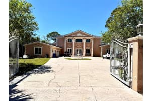 1516 BAYSHORE BOULEVARD, DUNEDIN, FL 34698 Sold 09/25/25