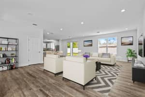 3612 W Pearl Ave Tampa, FL 33611 - Off Market