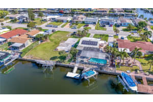 4220 FLORAMAR TERRACE, NEW PORT RICHEY, FL 34652 Sold 05/30/25