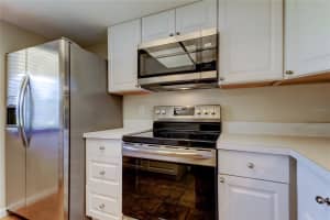 2557 LAURELWOOD DRIVE, CLEARWATER, FL 33763 - MLS#MFRTB8374366