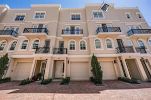 409 REGENT LANE, ST PETERSBURG, FL 33701 Sold 10/14/25