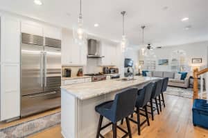 409 REGENT LANE, ST PETERSBURG, FL 33701 Sold 10/14/25
