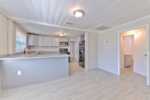 905 BALL STREET, PLANT CITY, FL 33563 - MLS#MFRTB8374429