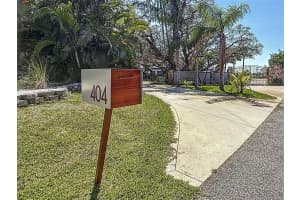 404 HILLSBOROUGH STREET, PALM HARBOR, FL 34683 Sold 10/02/25