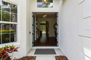 10142 DEERCLIFF DRIVE, TAMPA, FL 33647 - MLS#MFRTB8374504