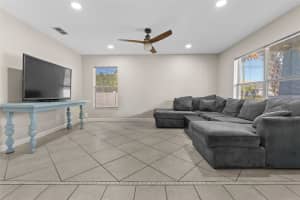 212 28TH STREET, ST PETERSBURG, FL 33712 Sold 06/16/25