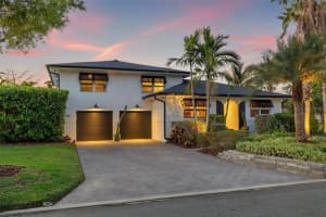 546 RAFAEL BOULEVARD, ST PETERSBURG, FL 33704 Sold 05/16/25