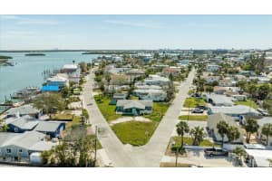 13313 3RD STREET, MADEIRA BEACH, FL 33708 Sold 08/01/25