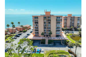 7430 Sunshine Skyway Ln S #403, ST PETERSBURG