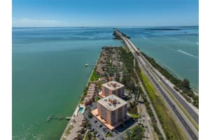 7430 SUNSHINE SKYWAY LANE, ST PETERSBURG, FL 33711 - MLS#MFRTB8374665