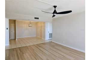 1 KEY CAPRI #112E, TREASURE ISLAND, FL 33706 - MLS#MFRTB8374936