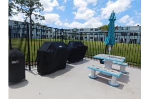 4715 BAY STREET, ST PETERSBURG, FL 33703 - MLS#MFRTB8375064