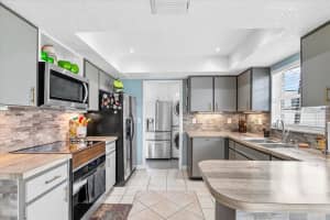 7111 13TH STREET, SARASOTA, FL 34243 Sold 07/14/25