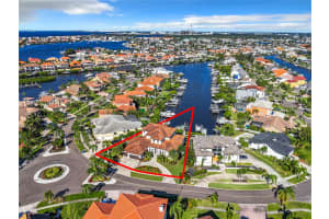 949 SYMPHONY ISLES BOULEVARD, APOLLO BEACH, FL 33572 Sold 07/18/25