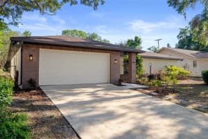 1003 RIFLECREST AVENUE, VALRICO, FL 33594 Sold 05/20/25