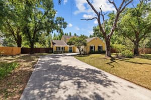 305 BRYAN OAK AVENUE, BRANDON, FL 33511 Sold 06/17/25
