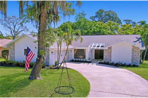 2473 INDIAN TRAIL, PALM HARBOR, FL 34683 Sold 06/06/25