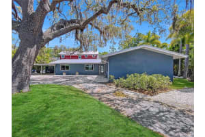 600 BETMOR LANE, PALM HARBOR, FL 34683 Sold 05/15/25