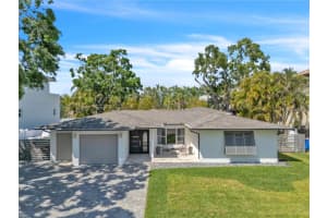 349 Belleair Dr Ne, ST PETERSBURG