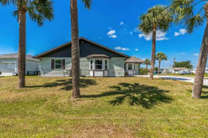 10526 DEERWOOD AVENUE, ENGLEWOOD, FL 34224 Sold 05/28/25
