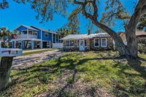 121 12TH AVENUE, INDIAN ROCKS BEACH, FL 33785 Sold 05/28/25