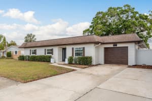 8721 BAY CREST LANE, TAMPA, FL 33615 - MLS#MFRTB8375458