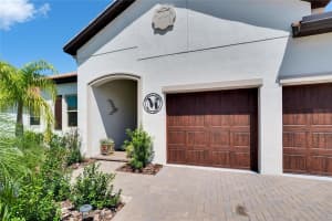 17583 HOLLY WELL AVENUE, WIMAUMA, FL 33598 Sold 08/11/25