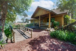 4801 Lynn Oaks Cir, DOVER