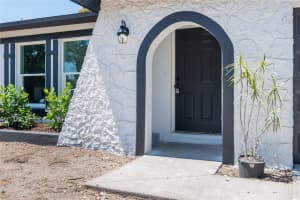 702 BRIARCLIFF DRIVE, VALRICO, FL 33594 Sold 05/23/25