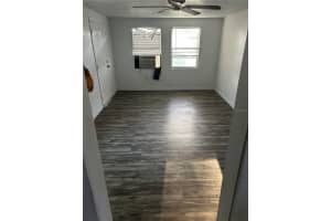 5829 32ND STREET, ST PETERSBURG, FL 33714 - MLS#MFRTB8375600