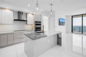 100 1ST AVENUE, ST PETERSBURG, FL 33701 - MLS#MFRTB8375649