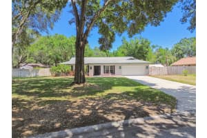 2204 JENNIFER LANE, VALRICO, FL 33594 Sold 06/18/25