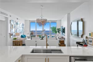 1325 SNELL ISLE BOULEVARD, ST PETERSBURG, FL 33704 - MLS#MFRTB8375706