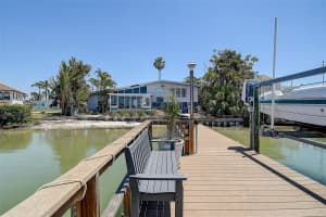 712 SUNSET COVE, MADEIRA BEACH, FL 33708 Sold 07/10/25