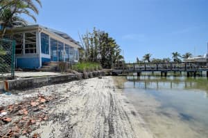 712 SUNSET COVE, MADEIRA BEACH, FL 33708 Sold 07/10/25