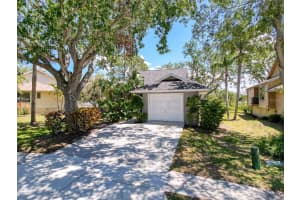 1003 TEAL POINTE, TARPON SPRINGS, FL 34689 - MLS#MFRTB8375862