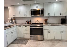 215 NINA WAY, OLDSMAR, FL 34677 Sold 05/28/25