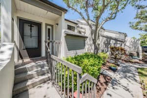 11450 HARBOR WAY, LARGO, FL 33774 - MLS#MFRTB8375934