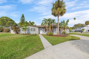 4601 VENETIAN BOULEVARD, ST PETERSBURG, FL 33703 Sold 05/02/25