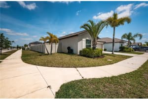 7202 OZELLO TRAIL AVENUE, RUSKIN, FL 33573 - MLS#MFRTB8376171