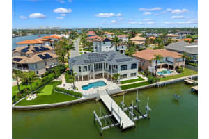 6202 PASADENA POINT BOULEVARD, GULFPORT, FL 33707 Sold 06/24/25