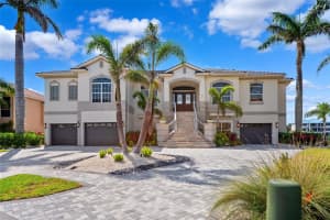 6202 PASADENA POINT BOULEVARD, GULFPORT, FL 33707 Sold 06/24/25