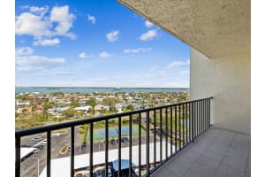 736 ISLAND WAY, CLEARWATER BEACH, FL 33767 - MLS#MFRTB8376468